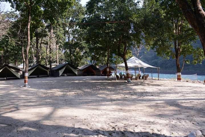 marindrive beach camps